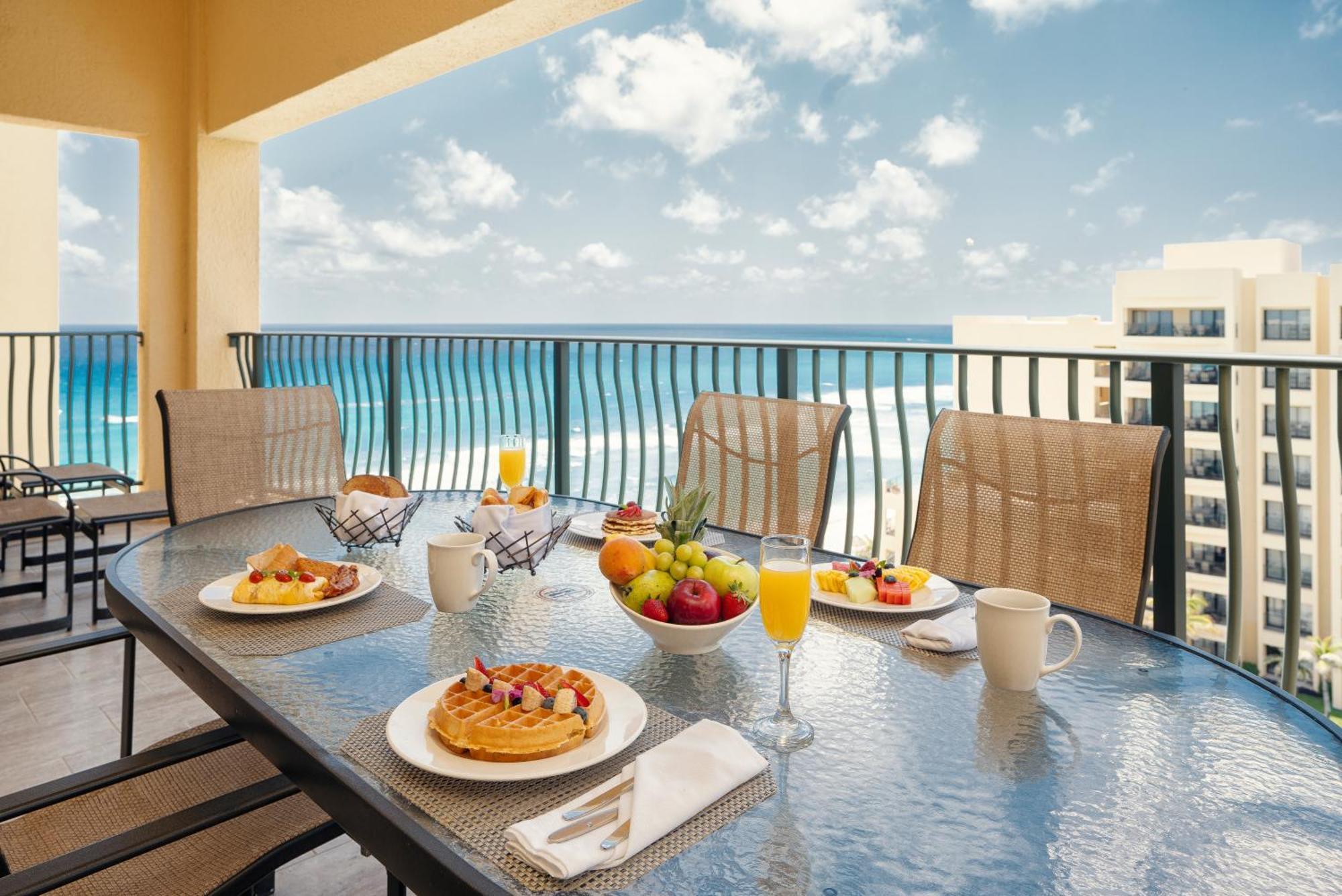 The Royal Sands Resort & Spa Cancún Exterior foto